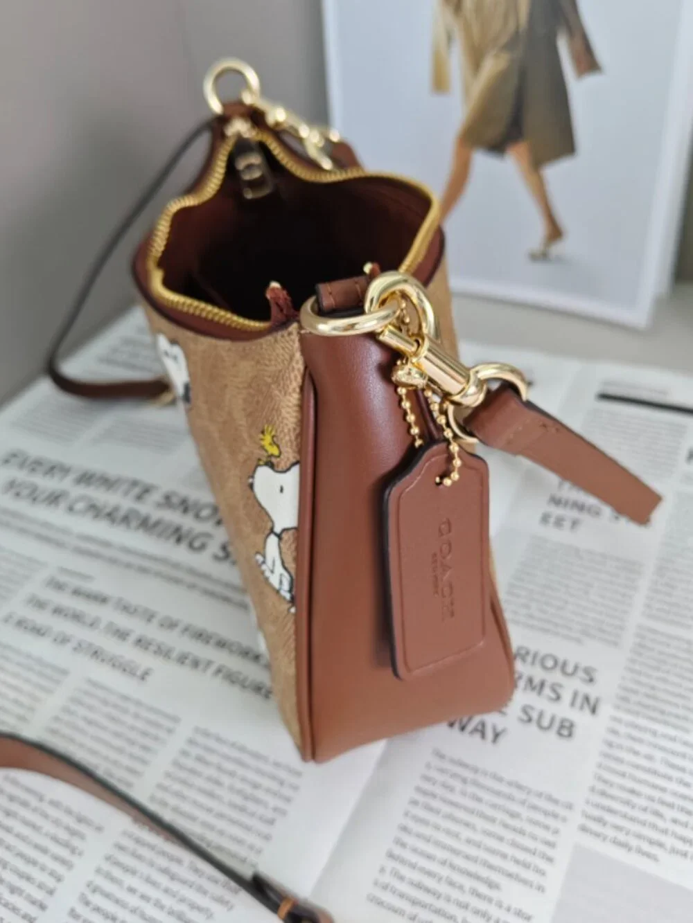 Coach X Peanuts CBJ88 Teri Shoulder Bag Signature Canvas Snoopy